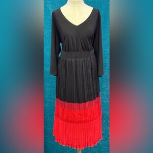 NWT $279 IGIGI By Yuliya Raquel Black V-Neck Dress w/Pleated Ombré Skirt, 18/20!